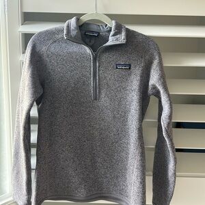 Patagonia women’s 1/4 zip sweater